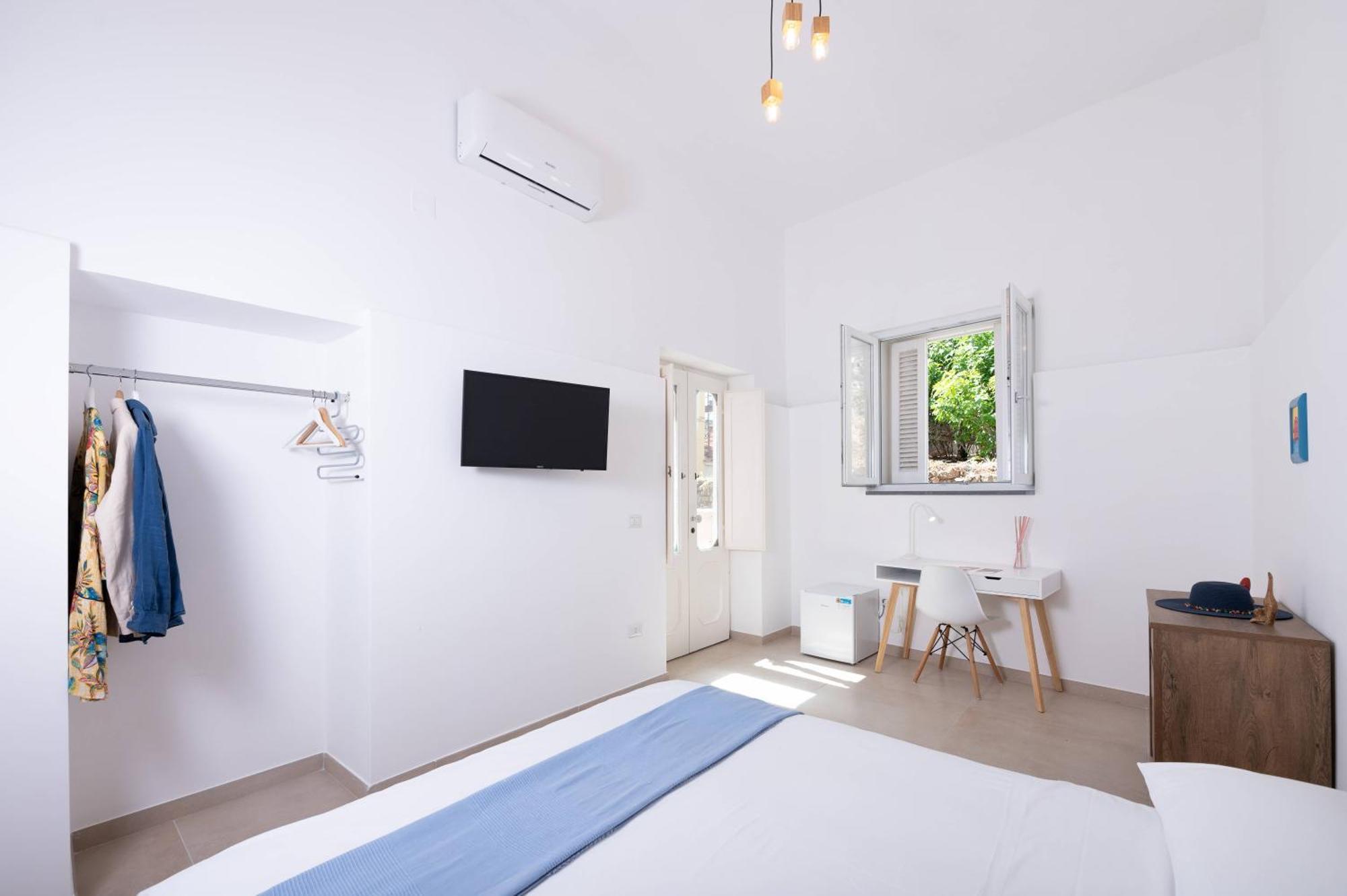 Gioia 13 Rooms & Apartments Procida Exterior photo